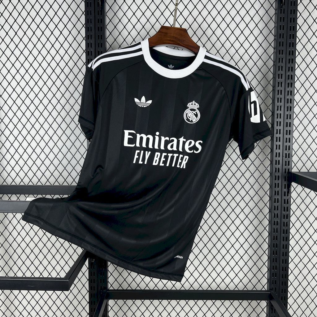 Camisa Real Madrid 2025/26 Training